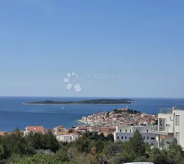 PRIMOŠTEN- PRILIKA! STAN S TOP POGLEDOM - cover