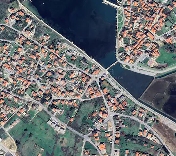 Građevinsko zemljište Nin 1086 m2 blizu mora
