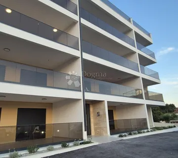 Stan 14 - Okrug Gornji, Okrug