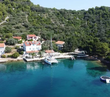 Kuća 1. Red Morska Oaza Otoka Vela Rava - Rava, Zadar