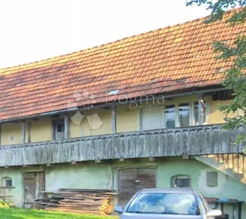 Veliko seosko imanje u Pišćetkima , općina Netretić - Piščetke, Netretić