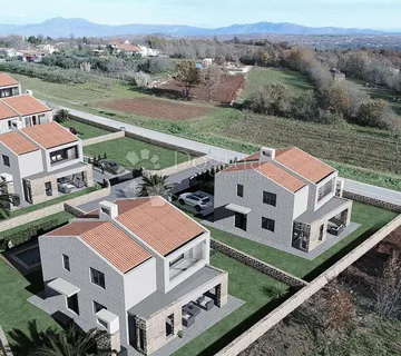 Barban okolica, atraktivno zemljište s pogledom na more