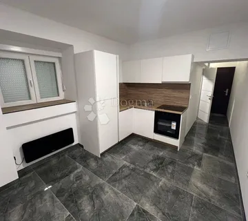 Zagreb, Donji Grad-2 odvojena stana,53 M2