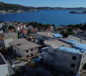 ROGOZNICA- TOP PROJEKT, TOP LOKACIJA - cover