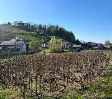 Parcela koja štedi vrijeme i otvara mogućnosti - Babinec, Cestica