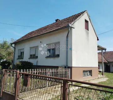 Kuća s okućnicom i zemljištem – Zvekovac - cover