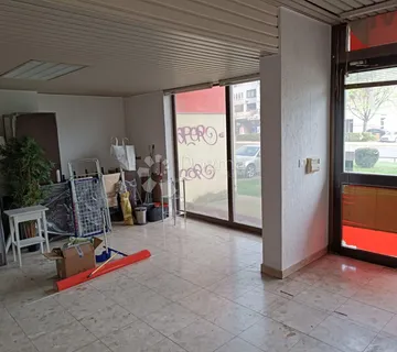 Ulični poslovni prostor Dubrava - Zagreb