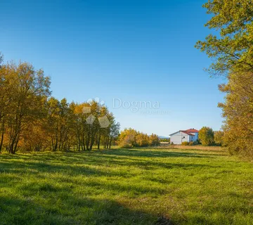Građevinsko i poljoprivredno zemljište 4.793 m² – Kringa, Tinjan