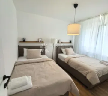 Petrčane - S3 Luksuzan Dvoetažni Stan S Vrtom I Bazenom - Petrčane, Zadar