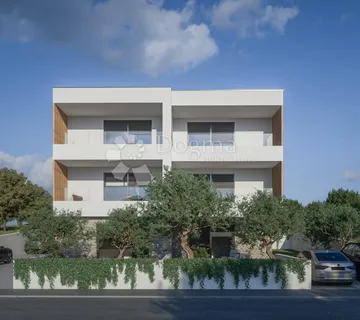 Prvi Red Do Mora - Brodarica - Brodarica, Šibenik