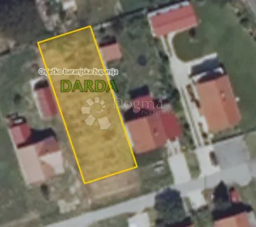 Građevinsko zemljište Darda – 688 m²