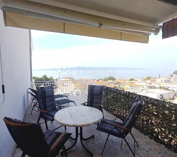 Dvosoban stan s predivnim pogledom na more - Baška Voda