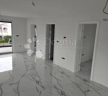OTOK VIR PRIZEMLJE APARTMAN 70 m2