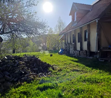 Jedinstvena nisko-energetska kuća - Blatuša, Gvozd