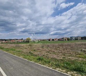 Sesvete, 1513m2, građevinska zona – TOP PRILIKA ZA GRADNJU - Sesvete, Zagreb