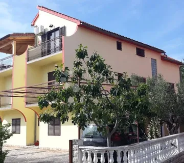 Prekrasna kuća Vodice