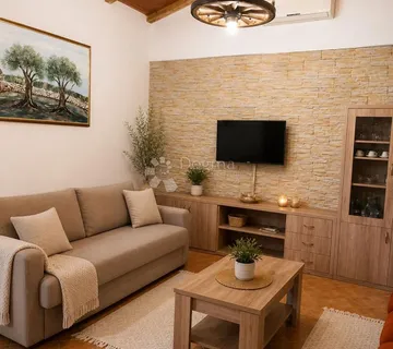 ROVINJ Pet Friendly kuća za dugoročni najam – oaza mira u zelenilu, blizu mora - cover