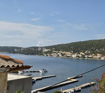 Supetarska Draga – Stan S Terasom I Pogledom Na More - Supetarska Draga, Rab