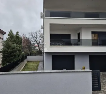APARTMAN 103m2-1.kat novogradnja - Crikvenica