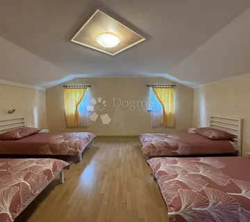 Stan za najam radnika/ Kozala / 108 m2 - Rijeka