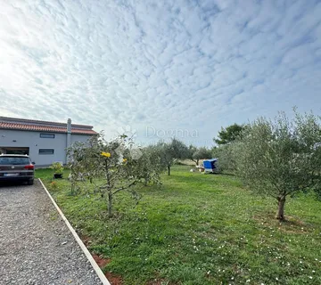 Prekrasna kuća na osami okružena prirodom - Peroj, Vodnjan