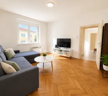 PRILIKA (2650e/m2), Stan Kustošija, 57+18m2, 3 parking mjesta - Zagreb