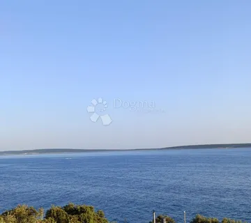 Apartman Mandre, 30m od mora - Mandre, Kolan
