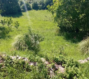 Građevinsko zemljište u srcu sela - Orbanići, Marčana