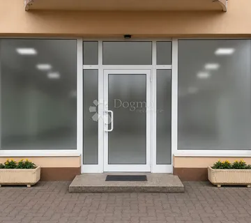 SAVRŠENA LOKACIJA ZA VAŠ POSAO - cover