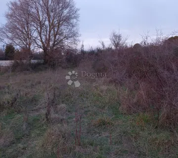 Prilika, zemljište u poslovno industrijskoj zoni - Zadar
