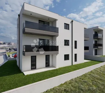 Jednosoban stan u novogradnji – Tugare, 62,69 m², prvi kat, balkon, privatni parking, mirna lokacija nadomak Splita i Omiša - cover