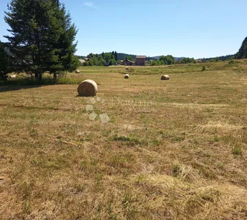 Građevinsko zemljište pokraj kampa Primavera Saborsko