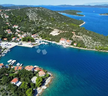 Dugi otok (Zaglav) - građevinsko zemljište 882m2 - Zaglav, Sali