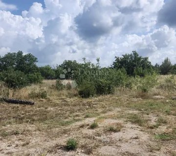 Građevinsko zemljište/ŠIBENIK - Lozovac/ 8.470 m2 - Lozovac, Šibenik