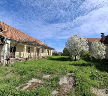 4356 m² zemljišta uz kuću za rušenje - cover