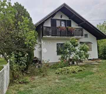 Samostojeća kuća s prostranom okućnicom u mirnom dijelu Sesveta – Soblinec - cover