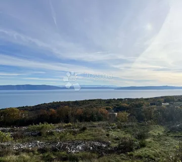 Građevinsko Zemljište s dozvolom i prekrasnim pogledom na more - Rabac, Labin