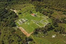 NEDIRNUTA PRIRODA UZ NEZAKCIJ - 7609m2 - Valtura, Ližnjan