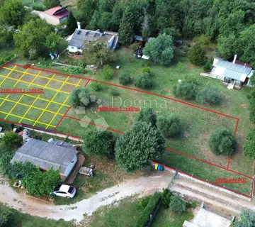 PRILIKA! Građevinsko zemljište na top lokaciji! - Loborika, Marčana