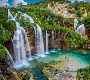Građevinsko Zemljište Sa Projektom Za Hotel Np Plitvička Jezera