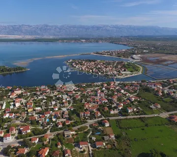 Nin 2229 m2 fantastična prilika
