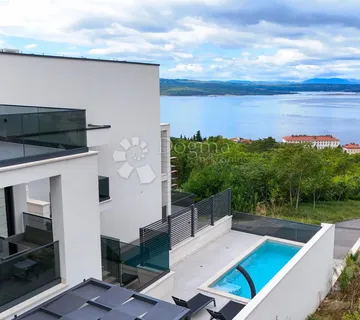 Luksuzni stan s panoramskim pogledom na more - Crikvenica