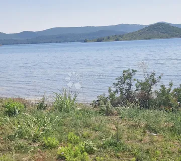 Građevinsko zemljište 50m od mora, Pelješac, hitno! - cover