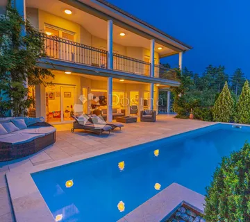 Villa Sa Panoramskim Pogledom (crikvenica)