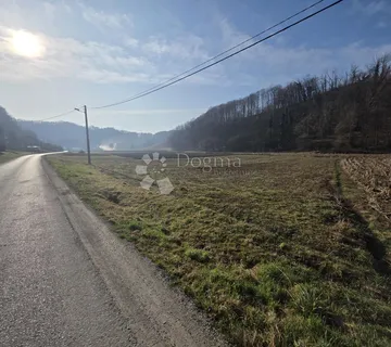 Građevinsko zemljište 1.618 m² – ravan teren, mirna lokacija, blizina Sv. Križ Začretja i Zaboka - Donja Pačetina, Sveti Križ Začretje