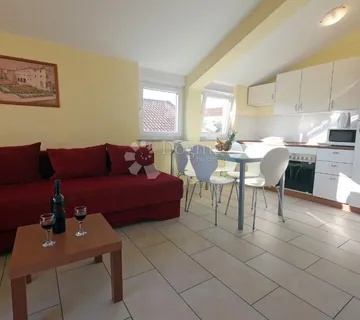 Namješten dvoetažni apartman u Svetom Filipu i Jakovu – idealan za odmor ili turistički najam - cover