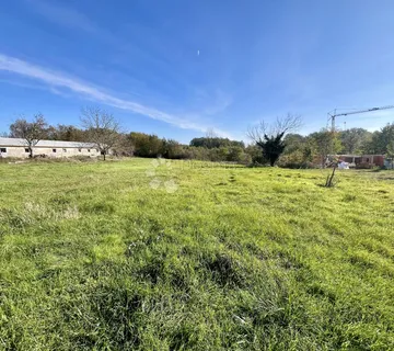 Građevinsko zemljište u Žminju – 1246 m² - Laginji, Žminj