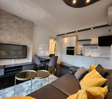 Opatija apartman sa panormaskim pogledom - cover
