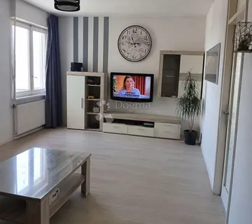 Prodaja – Jednosoban Stan, Kocunar, Split