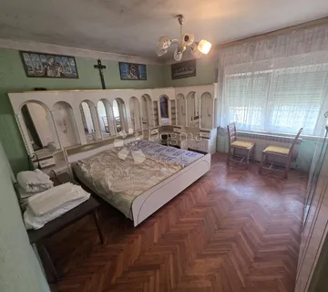 Kuća s radionom i pomoćnim objektom nadomak Sv. Križa Začretja! - cover